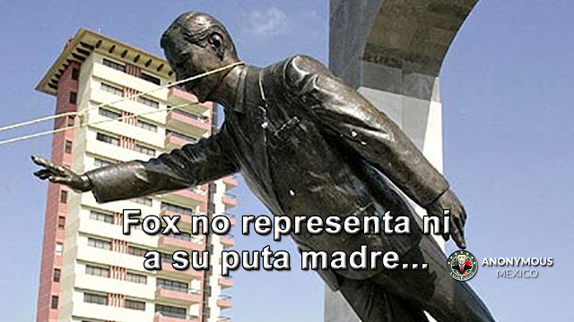  Derriban estatua de "Vicenete Fox", por decir mentiras en Venezuela; "Fox no representa ni a su put@ madre", gritaban los manifestantes.