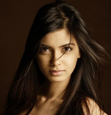 Indian Supar Model Diana Penty