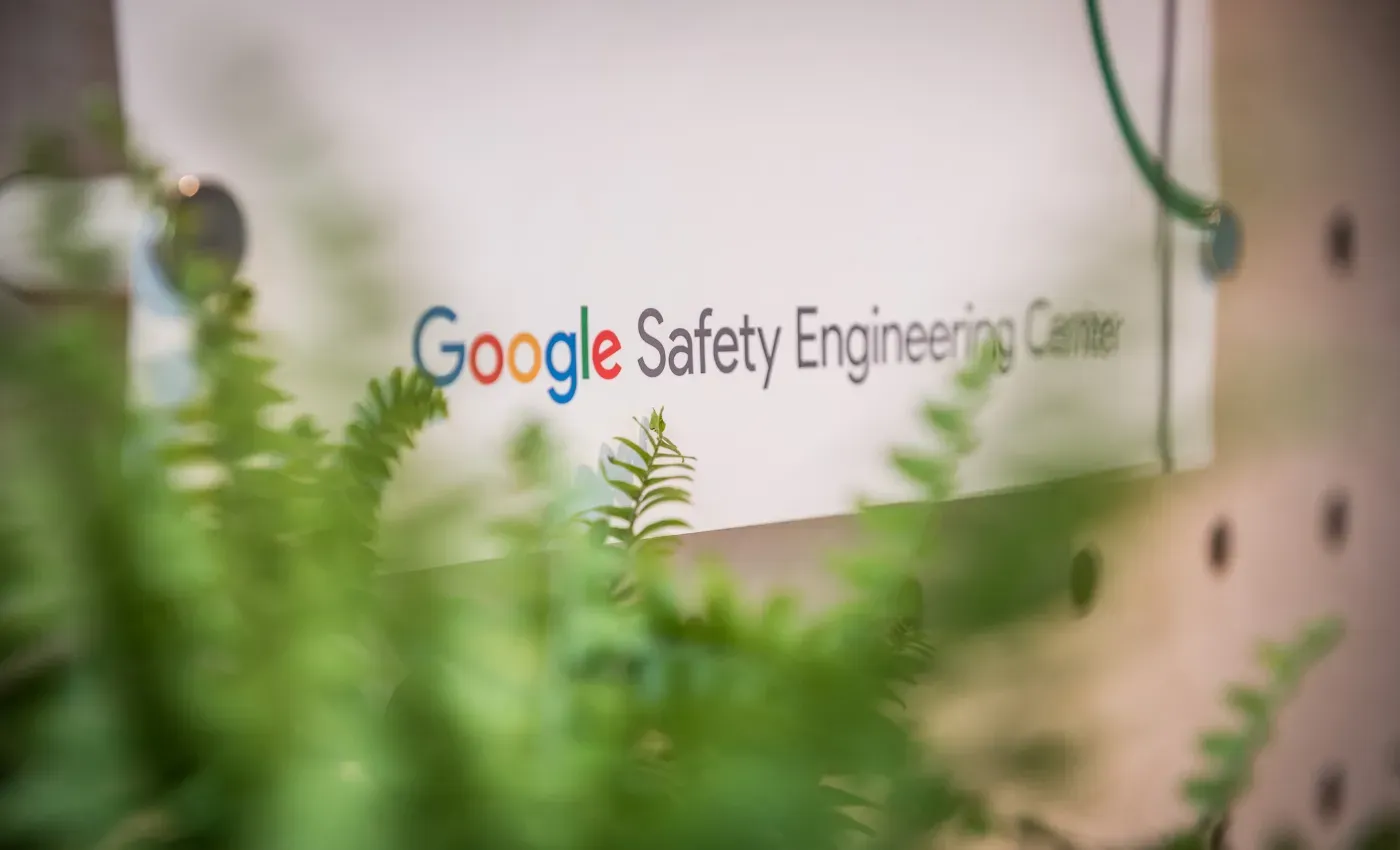 Scam online masif, Google kumpulkan pemimpin industri di Dublin