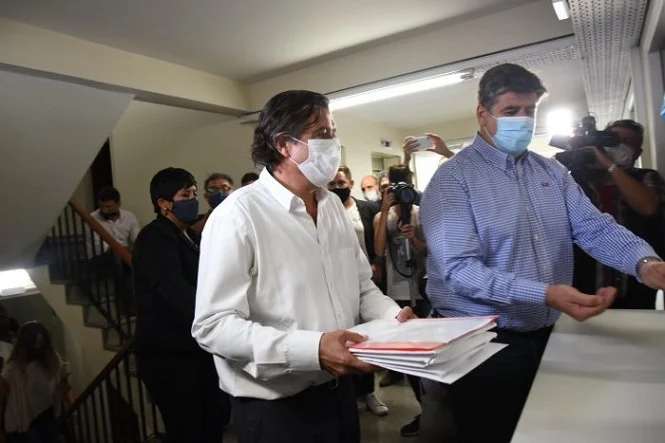 El Gobierno de Mendoza presentó en tiempo y forma el listado de vacunados contra COVID-19