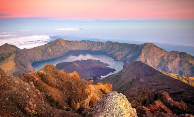 Gunung Rinjani, Serunya Meneropong Lombok dari Ketinggian