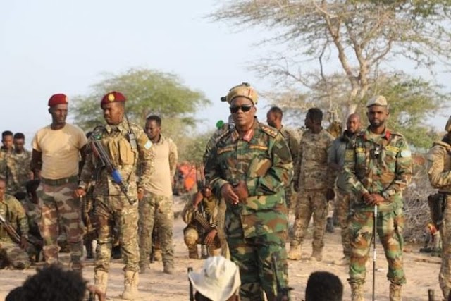 Taliyaha Ciidanka Lugta ee Dowladda Federaalka oo gaarey fariismaha ciidanka ee Galmudug.