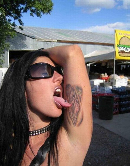 tatuajes de estrellas en el tobillo. Tatuaje de estrellas en el pie