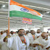 मुख्तार अब्बास नक़वी ने 300 हज यात्रियों की पहली बैच को झंडी दिखाकर मदीना के लिए किया रवाना 
