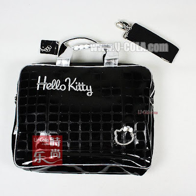 The powerful black Hello Kitty Laptop bag will fits 14'' & 15.4'' laptop