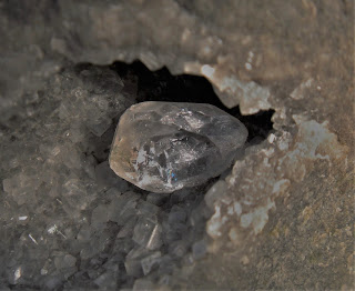 Fluorita, Cantera El Peñascal, Bizkaia, Euskadi, cristal 1 cm