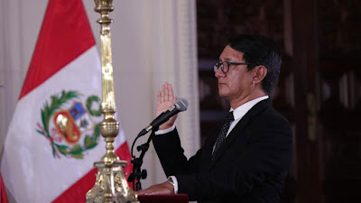 Renuncia el ministro de Cultura en Perú