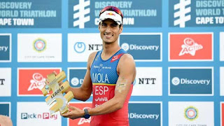 Series Mundiales 2016 - Mario Mola nuevo campeón del mundo superando a un desvanecido Jonathan Brownlee. Alarza bronce