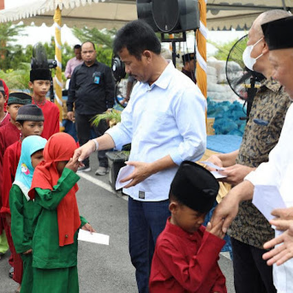 Berkah Ramadhan, BP Batam Bagikan 1500 Paket Bingkisan dan Santunan