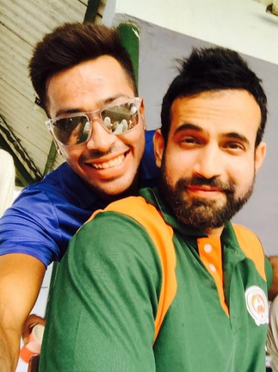 Hardik Pandya And Irfan Pathan Pictures Gallery,Hardik Pandya And Arjun Tendulkar,Hardik Pandya Batting video,Hardik Pandya Record