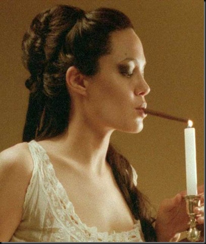 angelina-jolie-smoking-a-cigar
