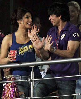 Priyanka chopra and Shahrukh khan