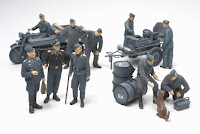 Tamiya 1/48 GERMAN AIRCRAFT POWER SUPPLY UNIT w/LUFTWAFFE CREW (89768) Color Guide & Paint Conversion Chart　