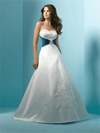 Petite Dress on Wedding Dress For Petite