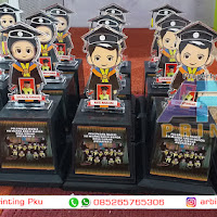 PIALA WISUDA TK PEKANBARU