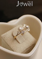 2013 New Arrival High Class Amazing Crystal with Flower Lady's Ring