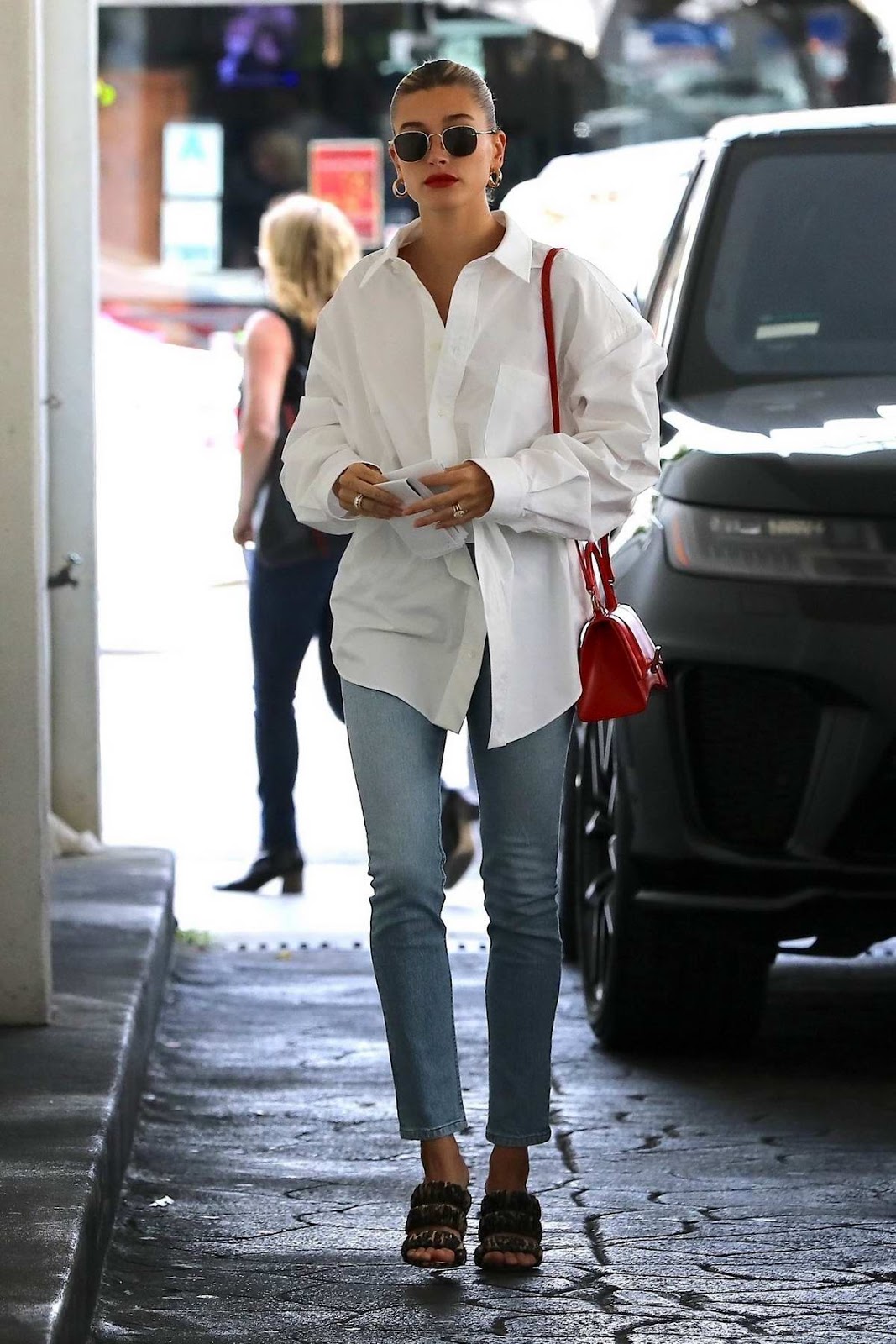 Hailey Bieber – female celebrity high street fashion style latest photo