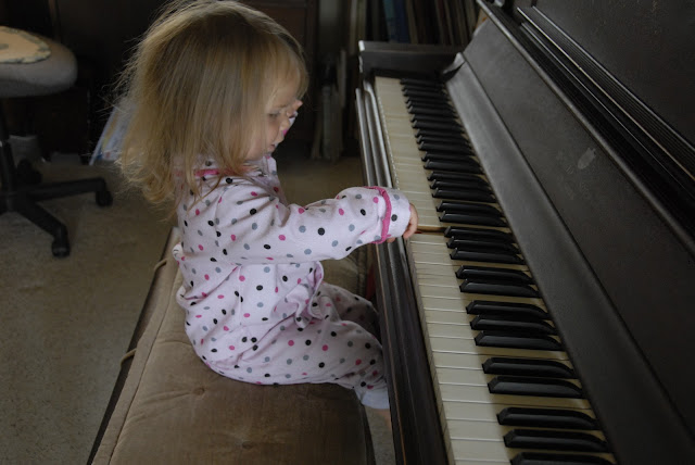 Granddaughter at the piano: LadyD Books