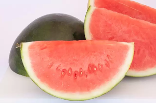 8 Health Benefits of Watermelon you don't Know.