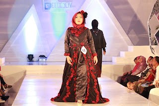 By Aar in DEFOCYCIV fashion show.