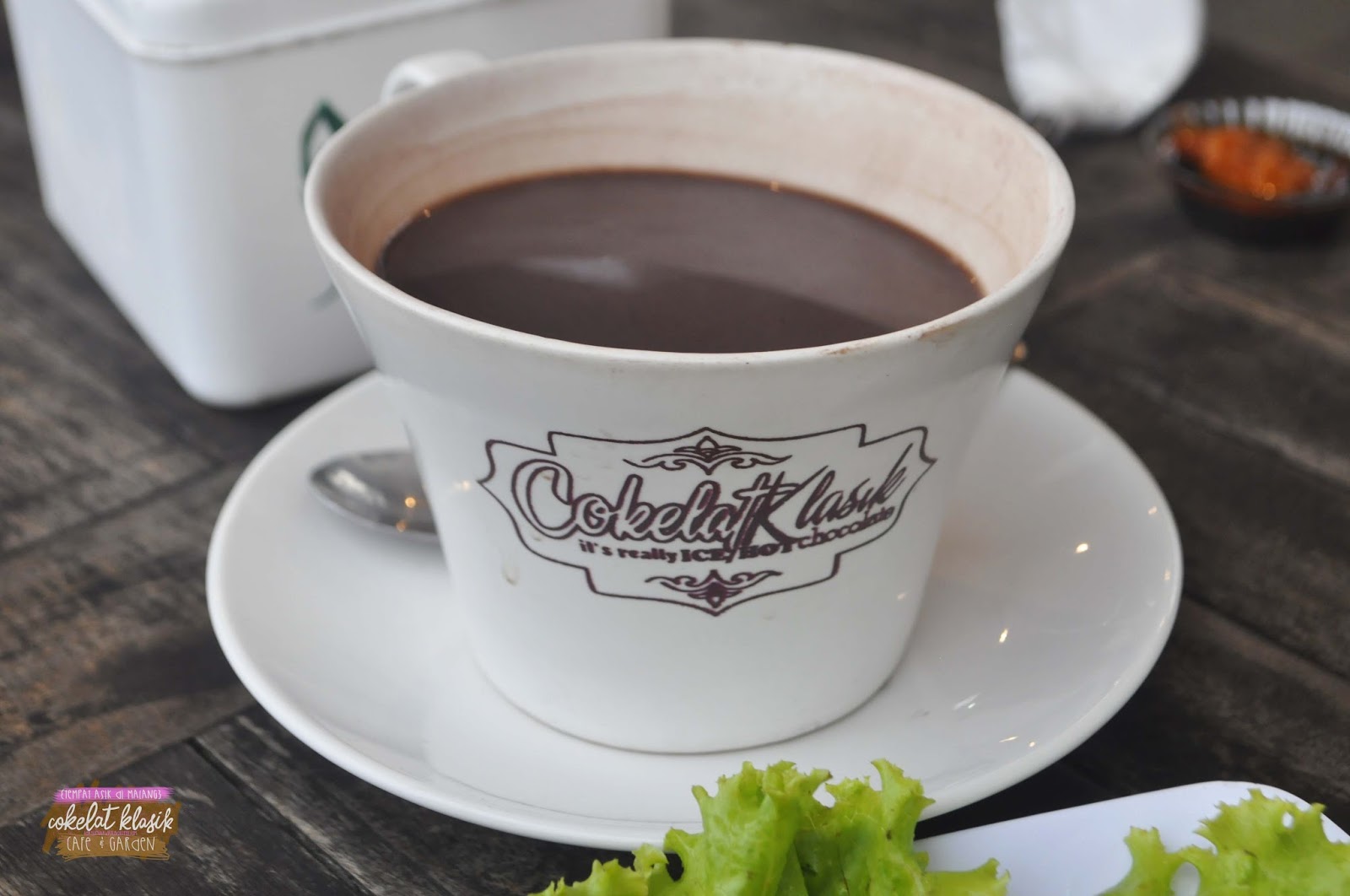 La Vie Est Belle Tempat Asik di Malang Cokelat Klasik 