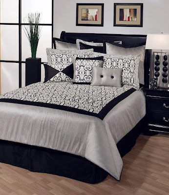 Black and White Bedrooms Pictures Decorating Ideas