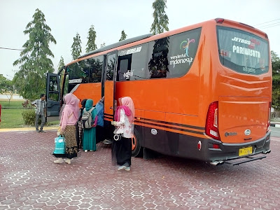 bus pariwisata riau bedelau 1131