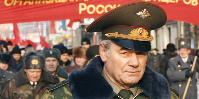 Российские офицеры настаивают на отставке Путина