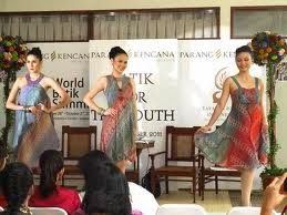 Trend Warna Fashion Batik Modern 2014 ~ Rmh Batik "Jawa"
