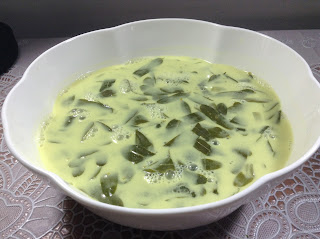 August tree leaves soup (Sothi)