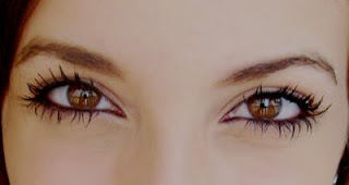 Resultado de imagem para FOTOS DE GENTE QUE SORRI COM OS OLHOS