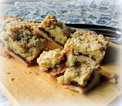 Cherry Crumble Tray Bake