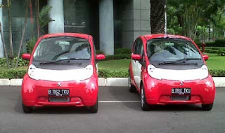  Mobil  Listrik  Pertama dan Terbaik  Indonesia