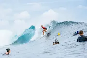 surf30 wsl tahiti pro 2022 Johanne Defay 22Tahiti RYD 3575 Beatriz Ryder