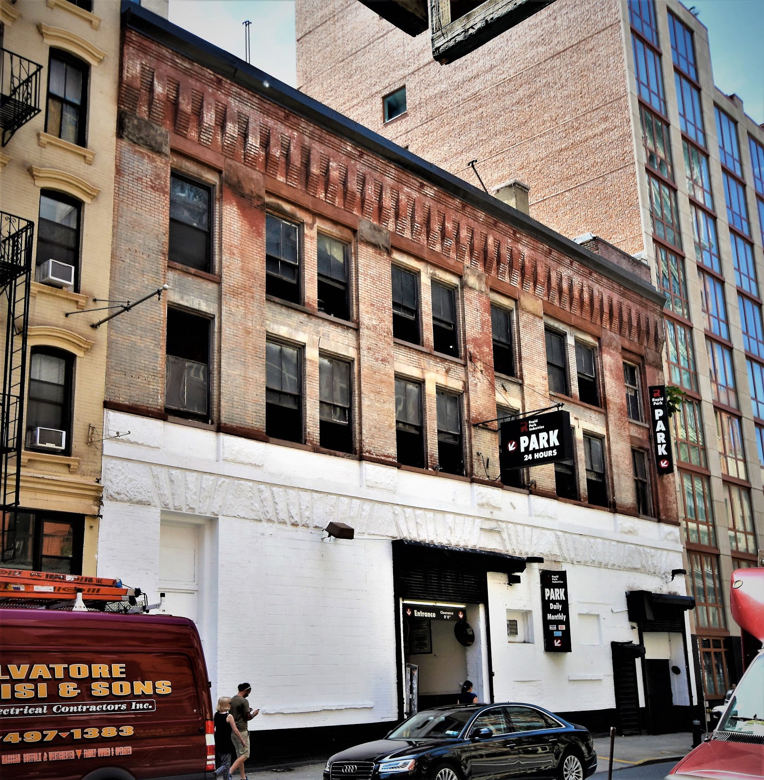 Daytonian in Manhattan: Battered Relics --201 through 207 7th Avenue