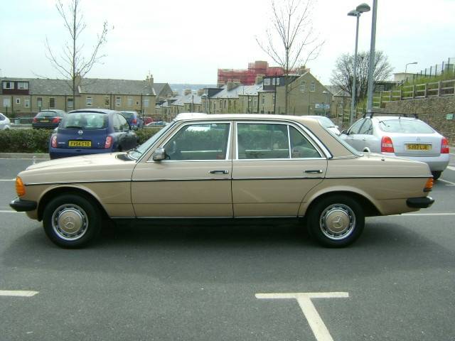 Owner 3 1985 MercedesBenz W123 230 E review from Sweden