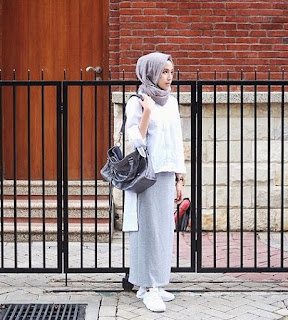 Kebutuhan fashion yang setiap hari terus meningkat membuat para desainer selalu berupaya u 30+ Koleksi Fashion Hijab Remaja 2017 Gaya Masa Kini