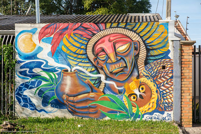 Grafite no muro de uma casa no Jardim Social