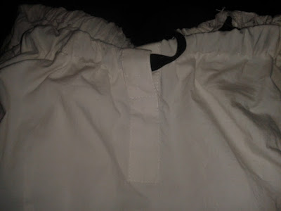 customizar-camisa-hombro-fruncido