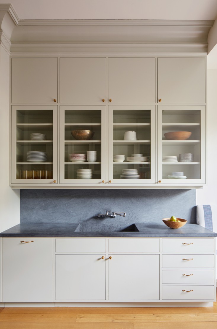 Installing Kitchen Cabinets And Drawers