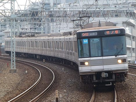 東京メトロ日比谷線　東武伊勢崎線直通　普通　竹ノ塚行き4　03系LED5扉車