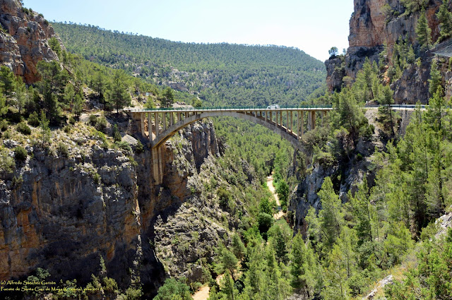 santa-cruz-moya-puente-turia