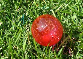 colored bubble, red