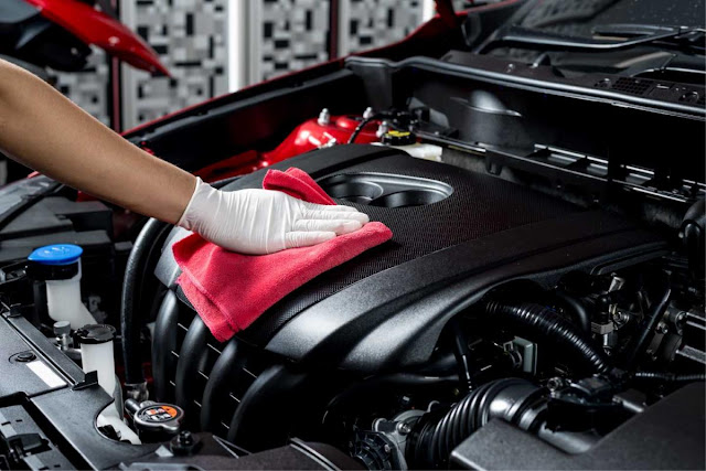 cleaning your car engine
