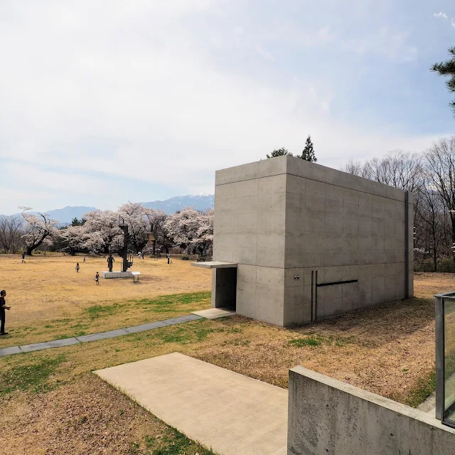 清春芸術村　光の美術館　安藤忠雄