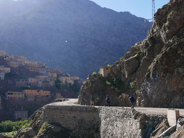 najwyższy szczyt Maroka, Jebel Toubkal, trekking na jebel toubkal, trekking maroko, trekking atlas wysoki