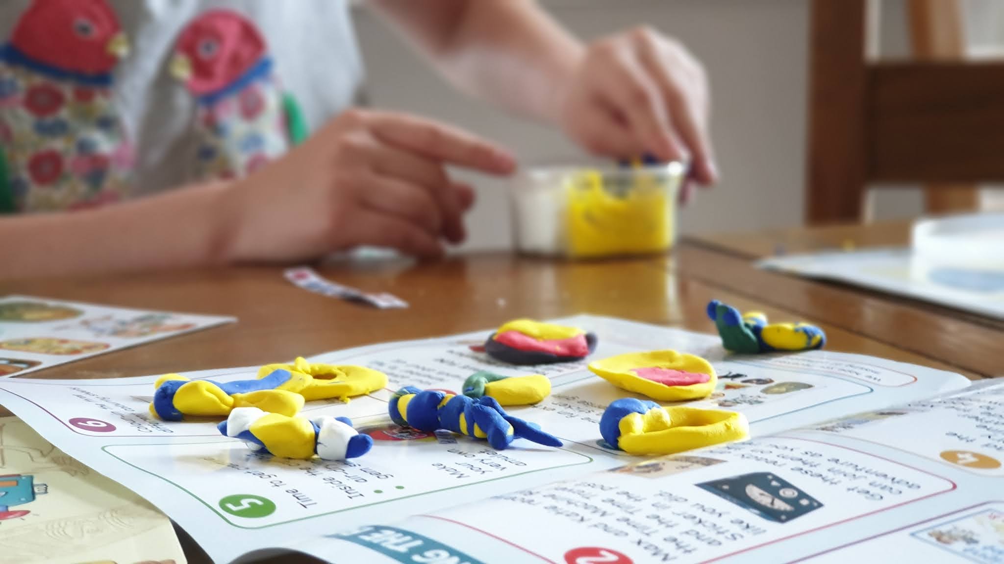 kids craft amulets