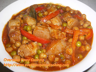 Pork Gisantes and Garbanzos Dish