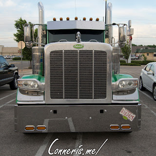 Peterbilt Front