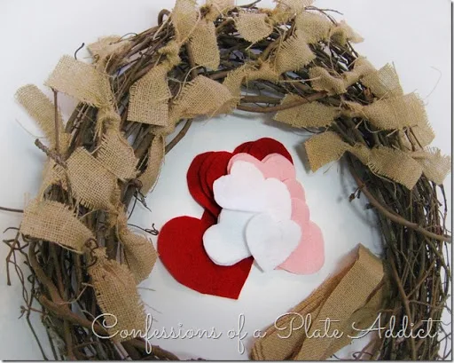 CONFESSIONS OF A PLATE ADDICT Easy Farmhouse Valentine Wreath tutorial